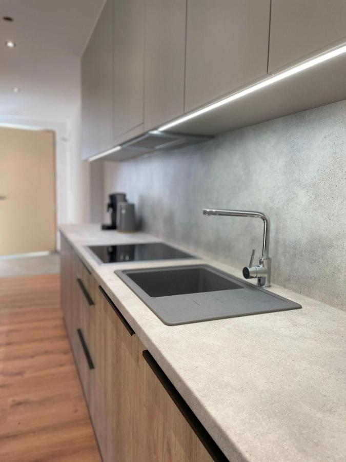 Apartment Aliprandi See Eksteriør billede